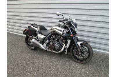 YAMAHA V-MAX 1700