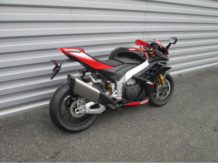 APRILIA RSV4 1100 FACTORY - SBK 09