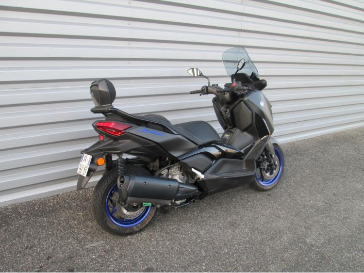 YAMAHA XMAX 300