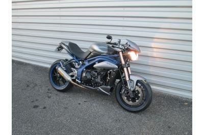 TRIUMPH SPEED TRIPLE 1050