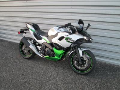 KAWASAKI Ninja 7 Hybrid