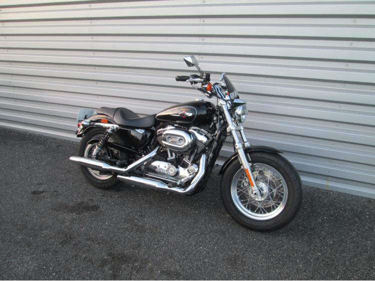 HARLEY-DAVIDSON SPORTSTER 1200