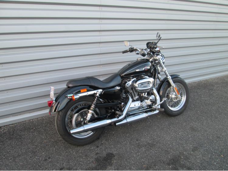 HARLEY-DAVIDSON SPORTSTER 1200